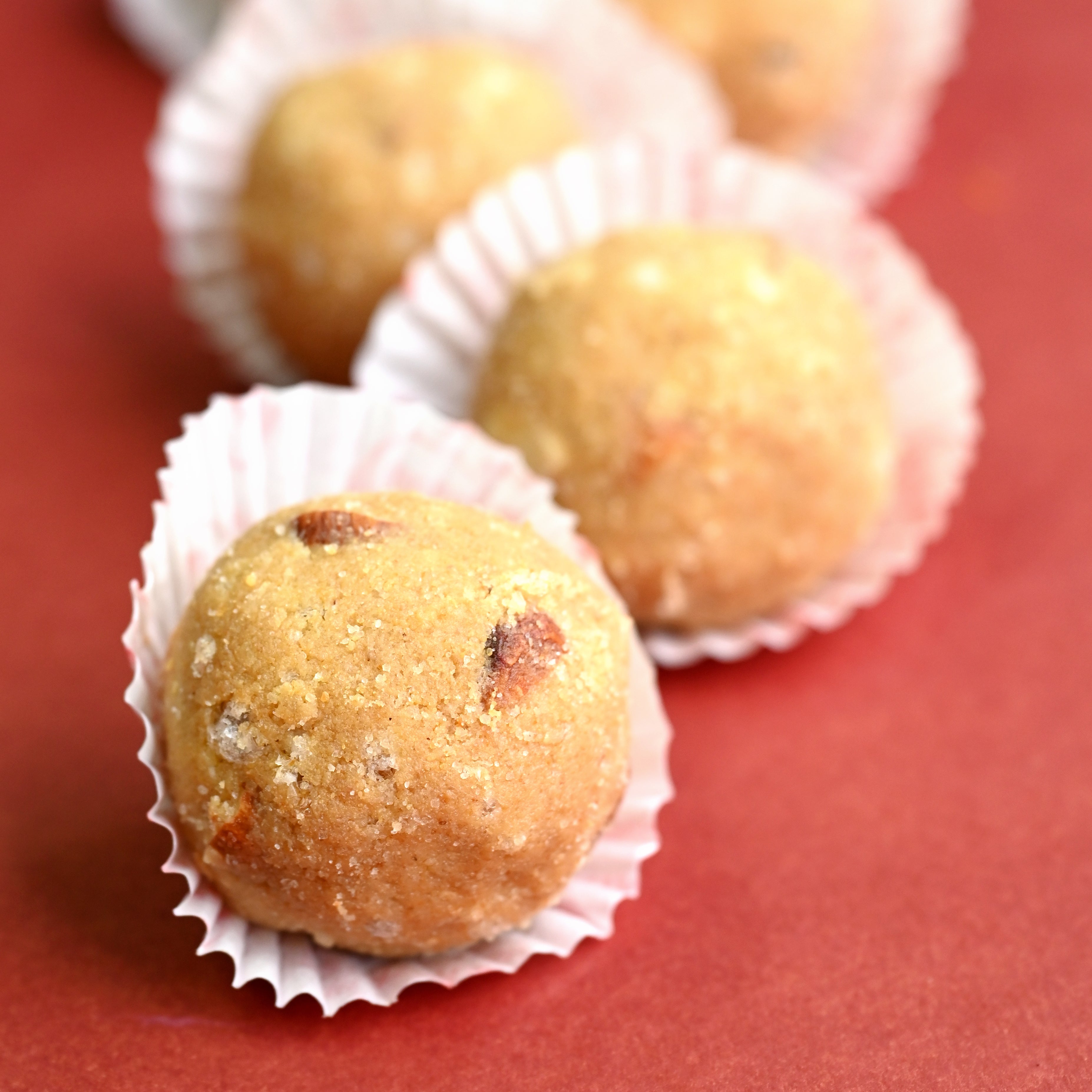 Urad Dal Dry Fruit Laddu